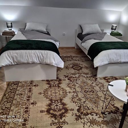 Kaya 2 Apartment Ðakovo Bagian luar foto